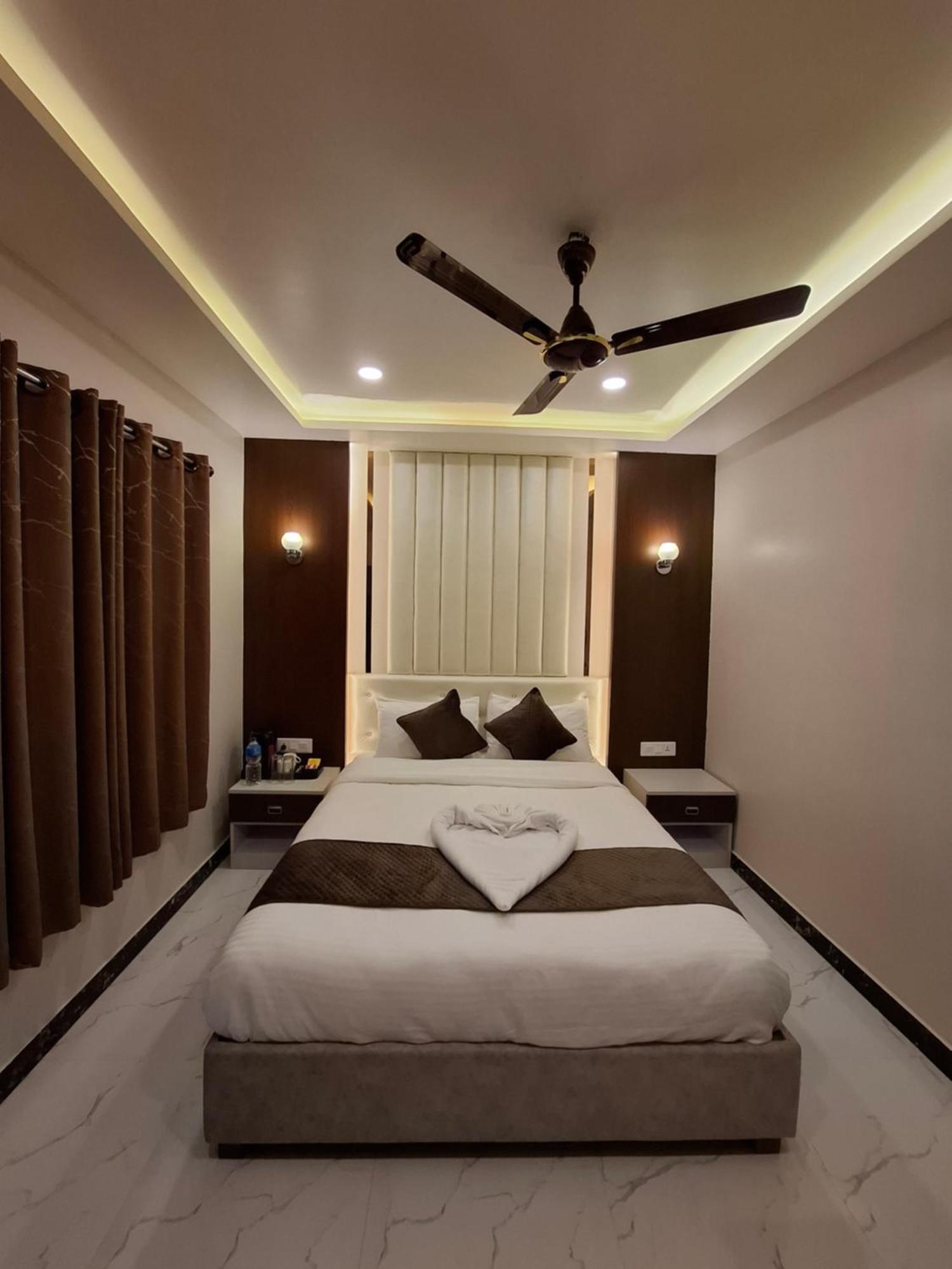 Hotel Royal Mithila Private Limited ジャナクプル エクステリア 写真